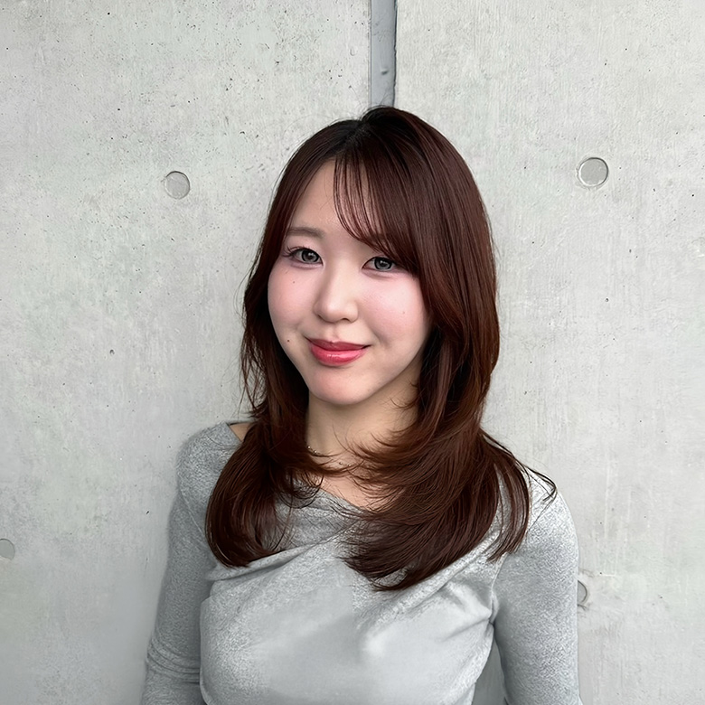 Minami Satoda  里田実奈美